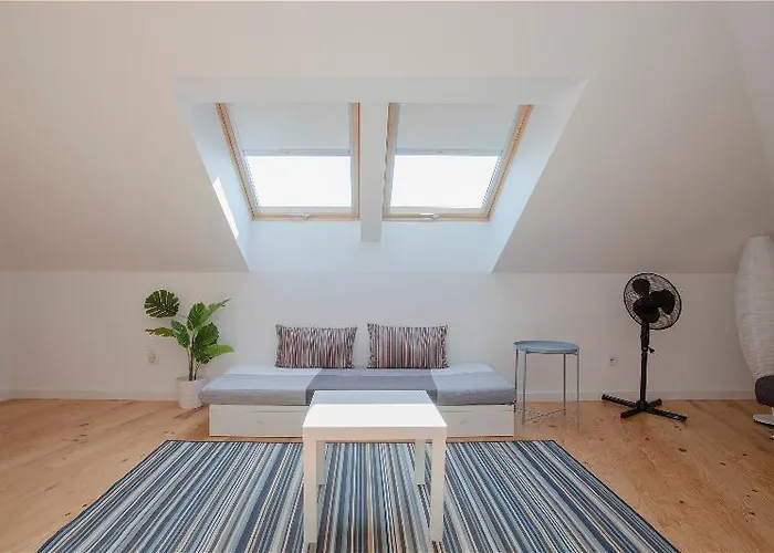 Cosy Downtown Apartments