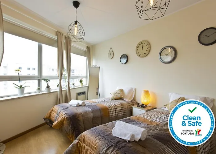 Spacious Trendy Flat With Netflix - Central Location