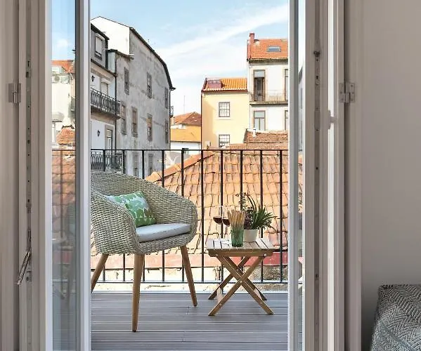 Jasmine Loft
