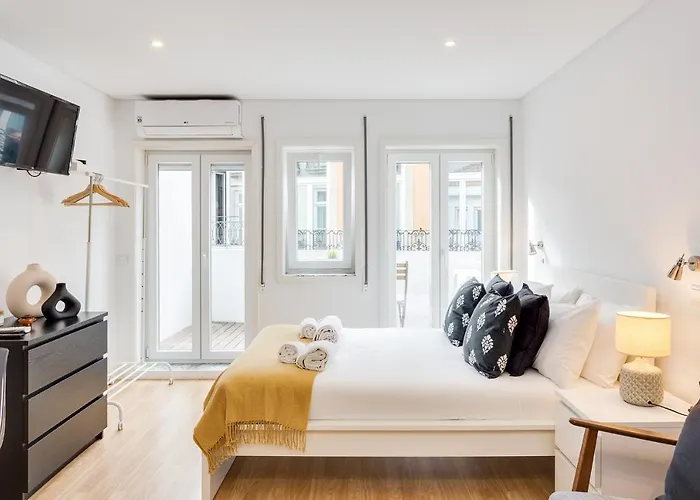 Bonjardim Downtown Apartments By Da\'Home