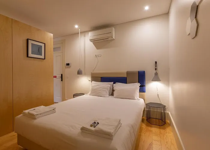Orm - Almada Balcony Apartment