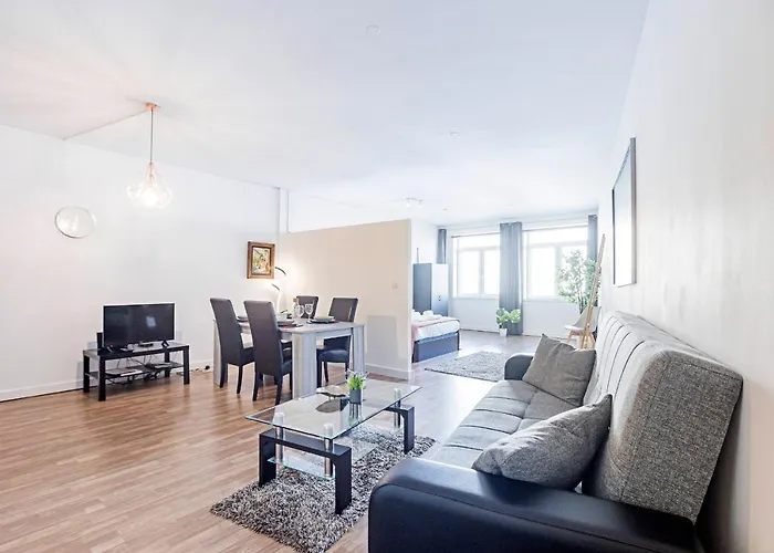 Amazing Apartment In Downtown Porto By Lovelystay