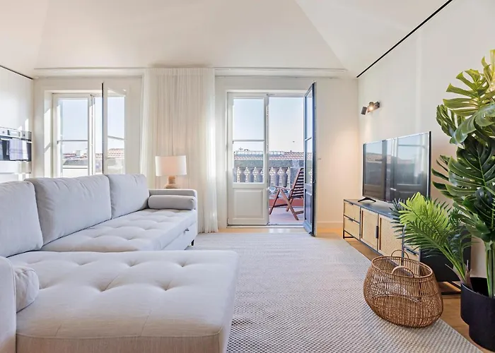Aliados Premium 1Br W/ Terrace By Lovelystay