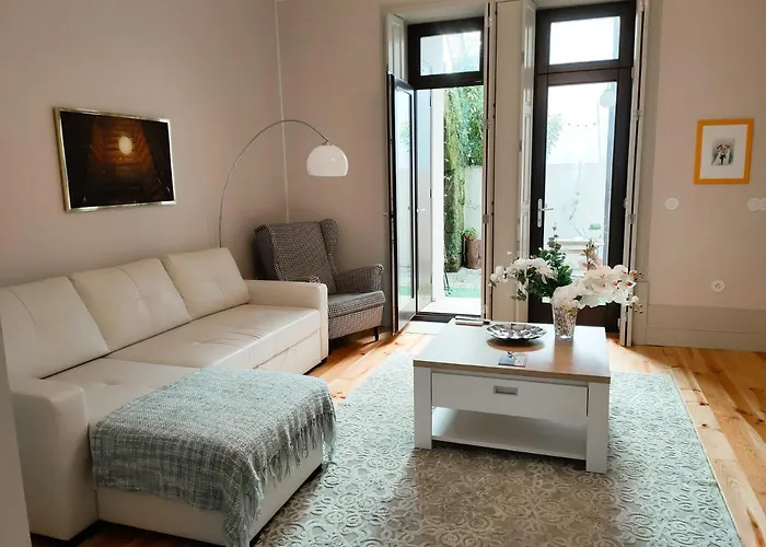 Porto Historic - Apartment With Private Patio
