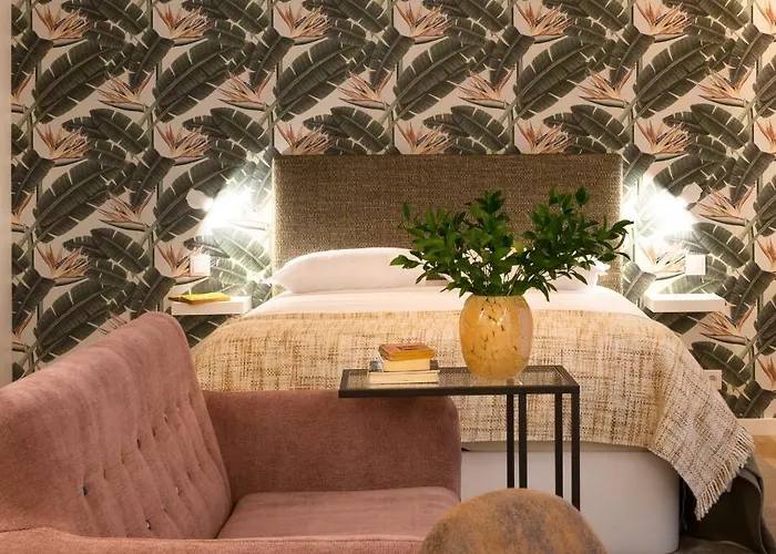 Strelitzia Apartment, By Bolhao Residences