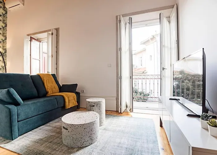Oporto Colorful Flat