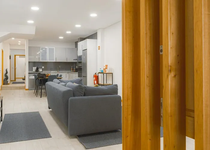 Bonjardim Premium By Homing