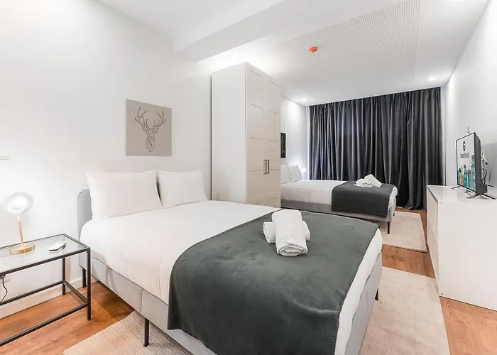 Guestready - Uptown Suites 5