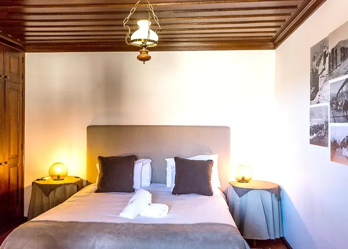 One Bedroom Appartement With Shared Pool Jacuzzi And Furnished Terrace At Armamar