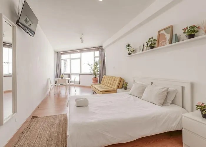 Travel & Live Aliados Apartment