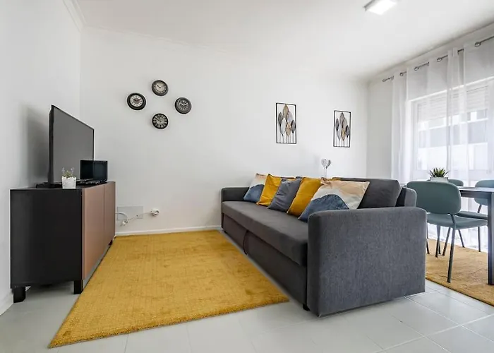 Bright Lindo Vale Apartment