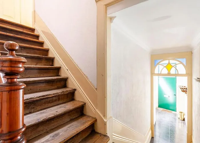 Charming Townhouse In The Historic Center Of Porto