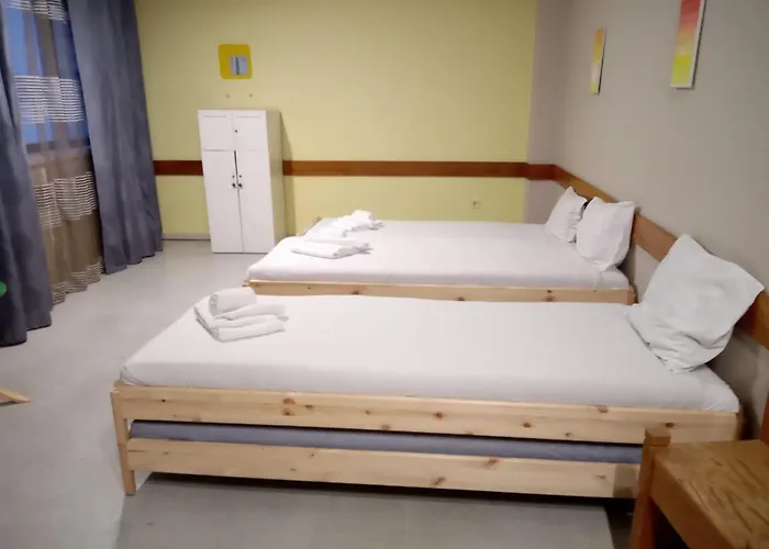City Drops Hostel Batalhaprivate Room
