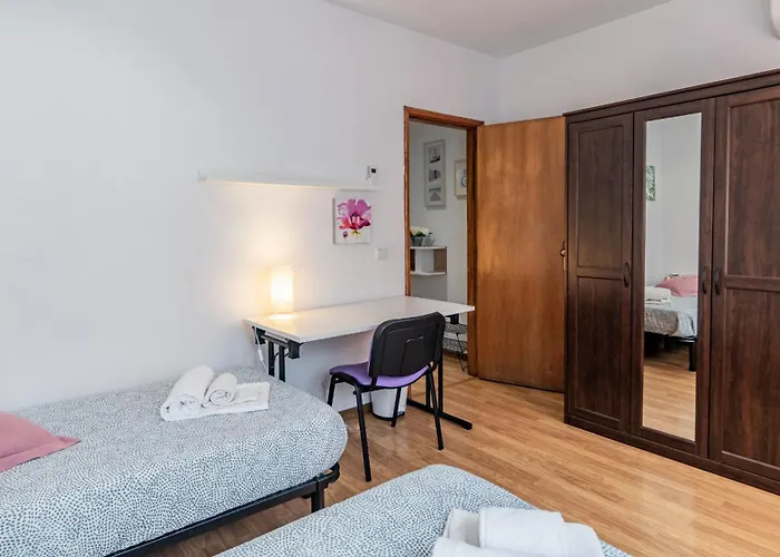 Cozy Eden Apartment By Unique Hosts