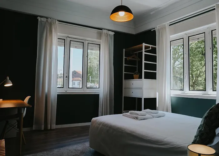 Five Seven Nine Apartments