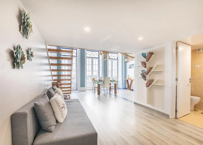 Deluxe Spacious Flats W Mezzanine By Host Wise