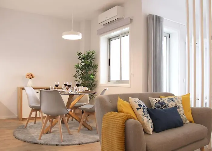 Marques City Center Flat