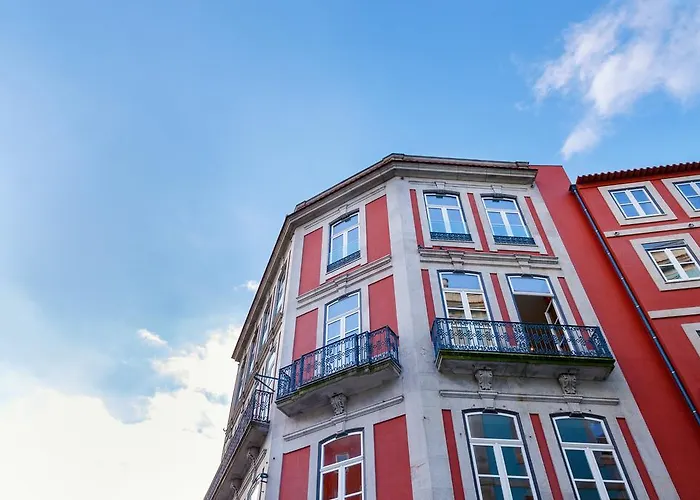 Chateau Apartments
