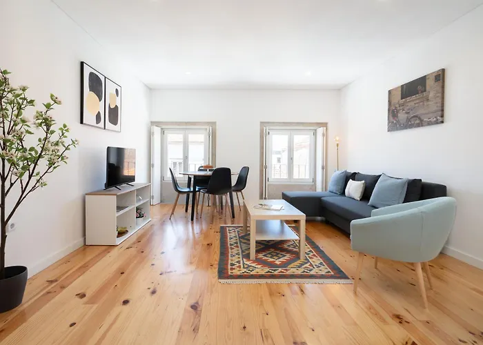 Host Wise - Modern Urban Flat