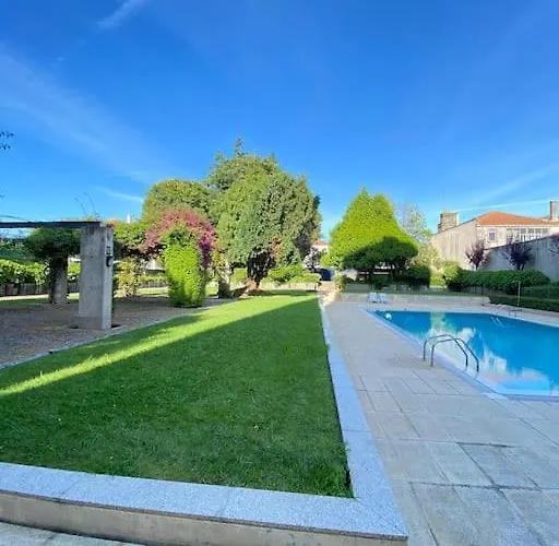 Swimming Pool Apartment With Private Garage