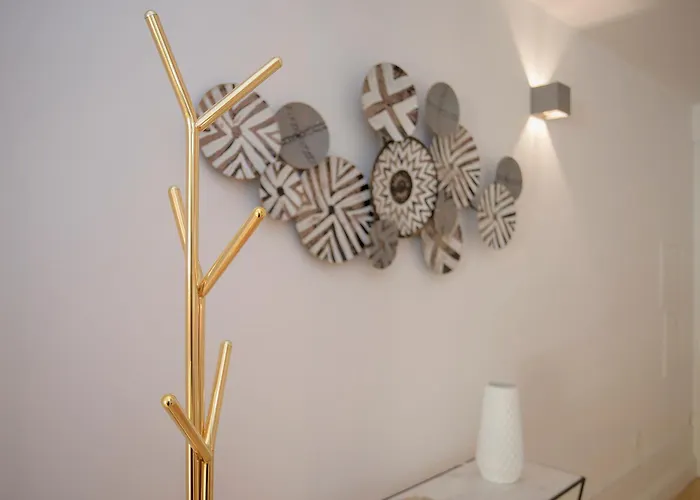 Liiiving In Porto - Clerigos Terrace Apartment