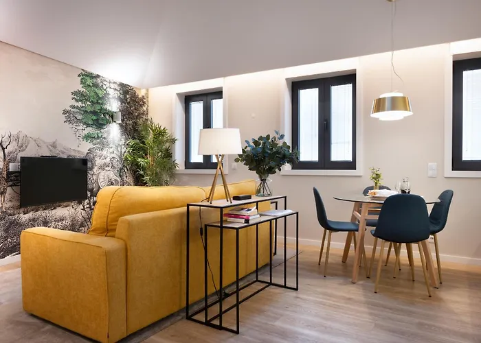 Savannah Apartment, By Bolhao Residences