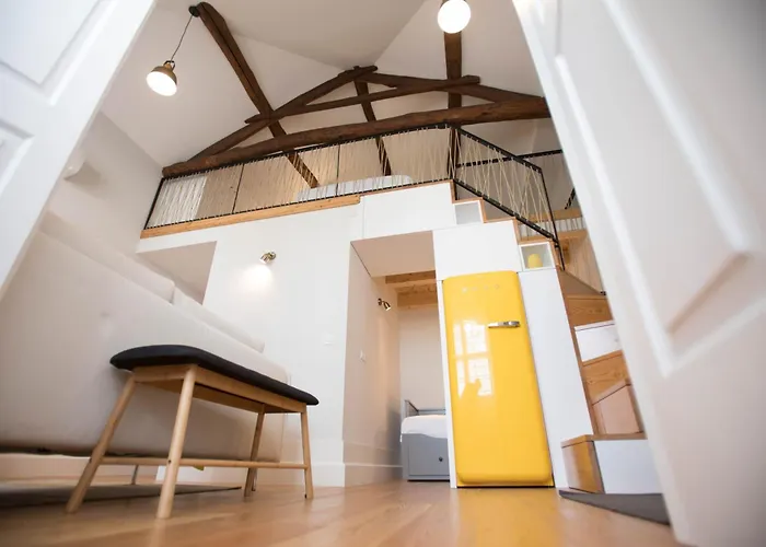 Charm In G - Porto Center Apartment