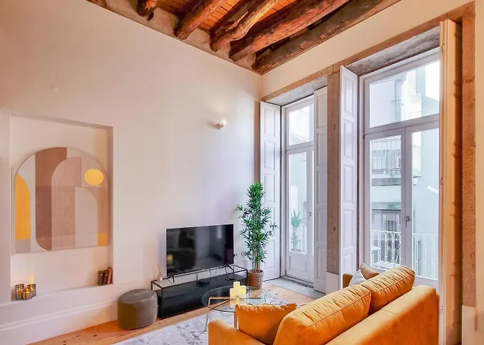 Loft With Balcony On City\'S Most Important Street