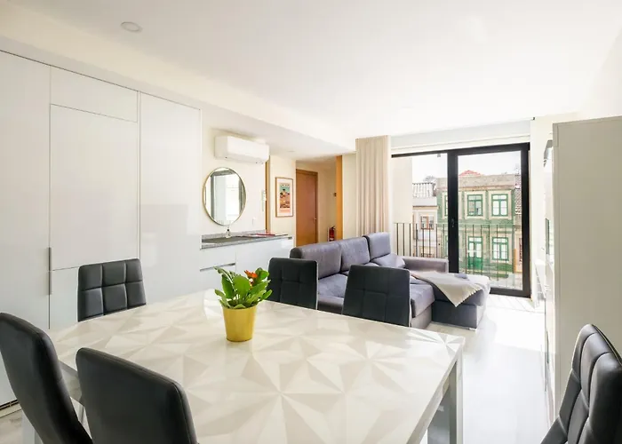 Wonderfull Apartment Campanha Train Station With Parking