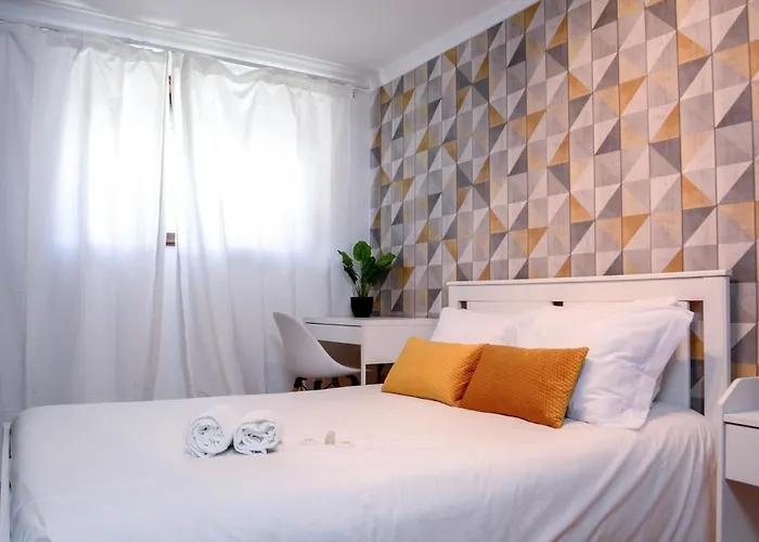 Live Oporto Rooms
