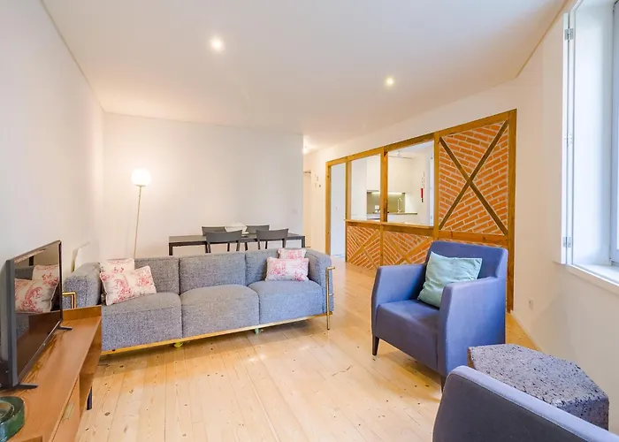 Studio, Ideal For Smaller Groups