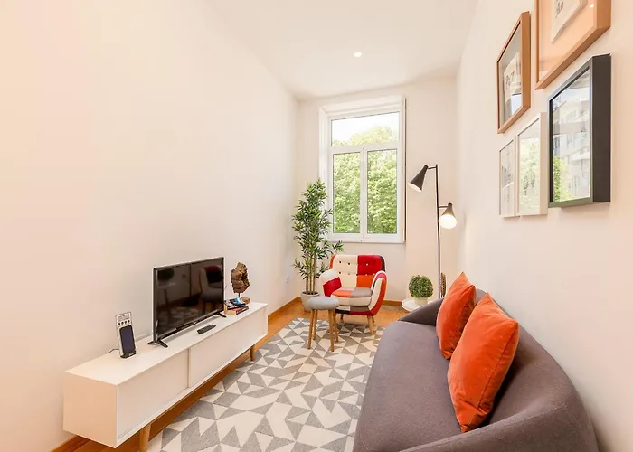 Charming 1-Bedroom Apartment In Gaia