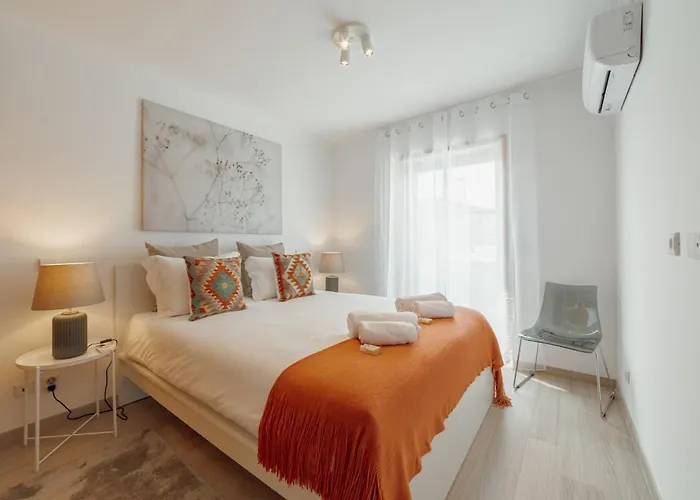 Stylish Flat By Hosty