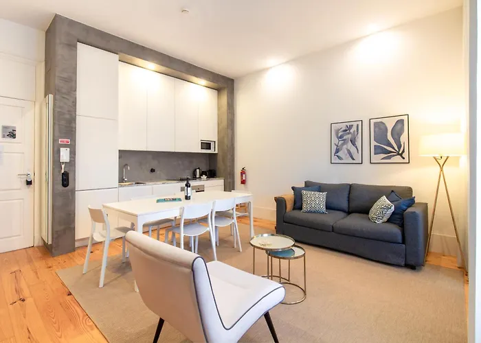 Lovelystay - Dirk Apartment Almada 3º T