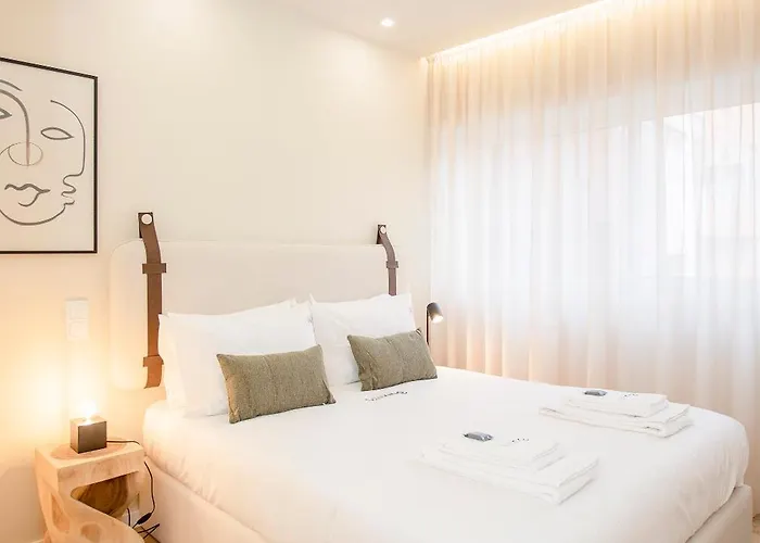 Liiiving In Porto - Uptown Pearl Apartment