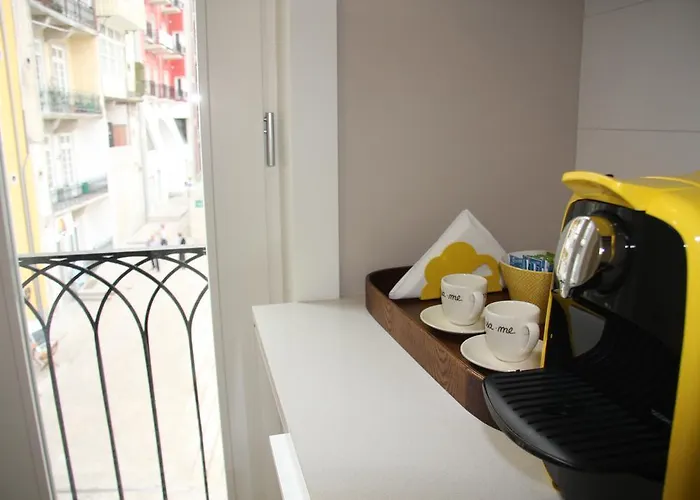 Toctoc Yellow