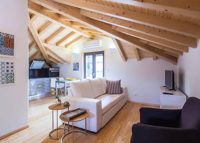 Insitu Trindade By Guestify