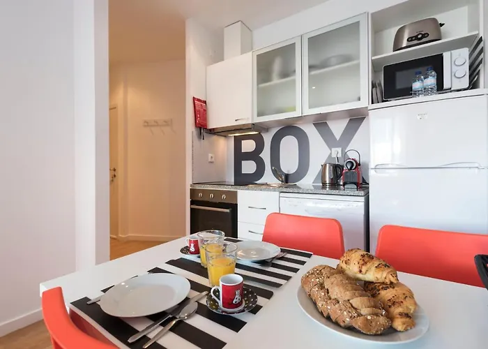 Lovelystay - Porto Box