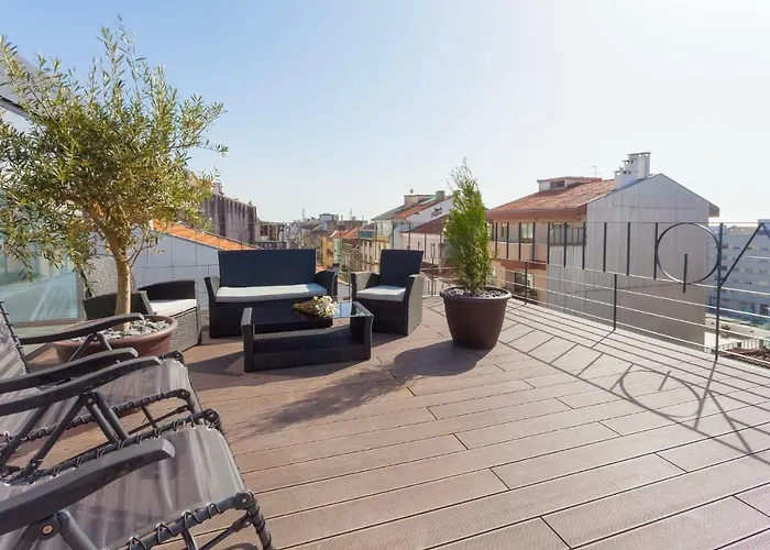70m² Studio-Apartment, 1 eigene(s) Badezimmer in Cedofeita