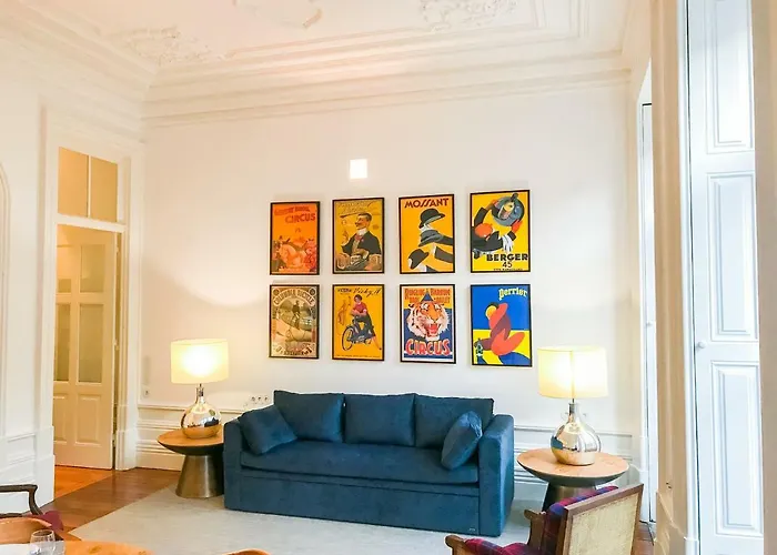 Downtown Colosseum Apartments