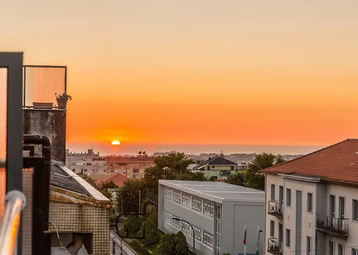 Sunset Relaxing Apt With Terrace, Parking & Bikes