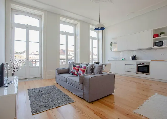 Downtown Spacious Studio