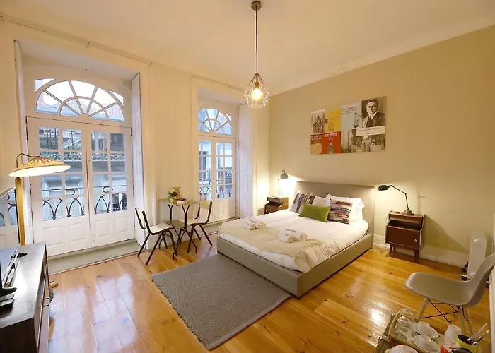 Almada Charm Suites & Apartments