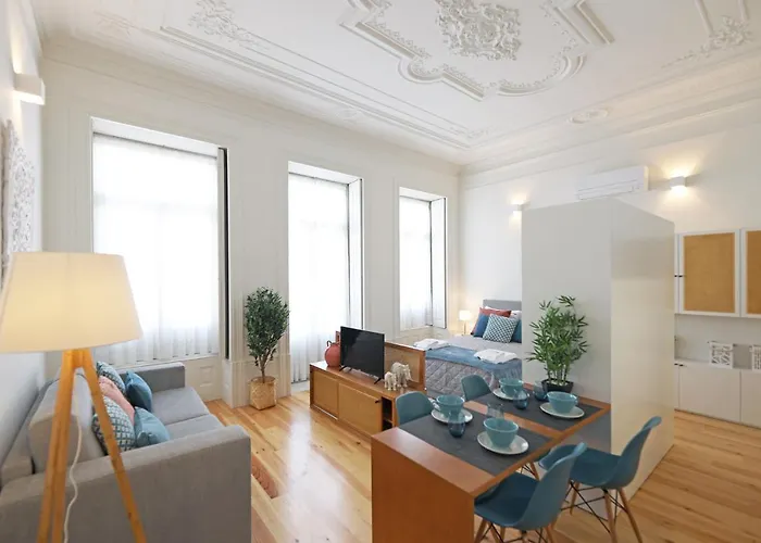 Feels Like Home Living Oporto Lofts