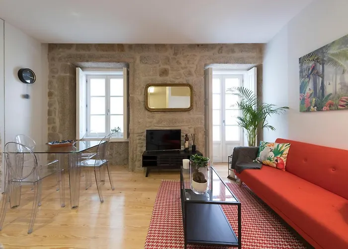 Lovelystay - Vitoria Viewpoint 1Br Flat
