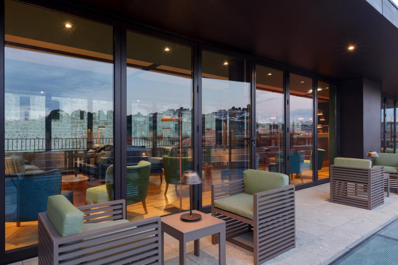 Hotel Neya 4*