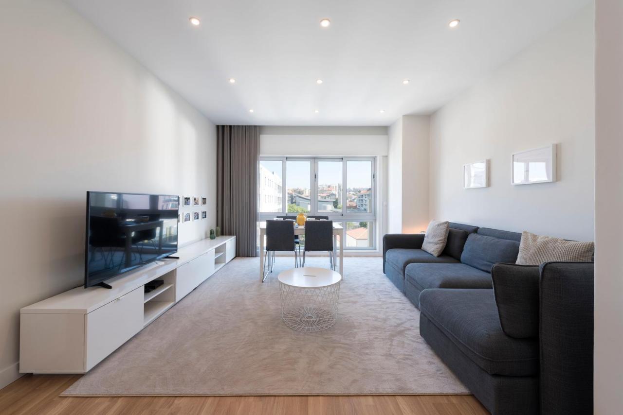 Apartment Lovelystay - Downtown Modern 2br Flat With Free Parking