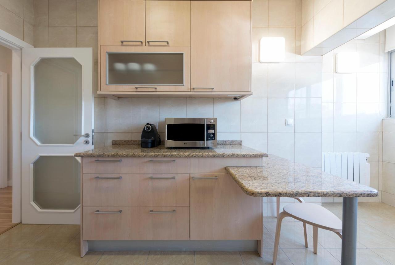 Lovelystay - Downtown Modern 2br Flat With Free Parking Apartment