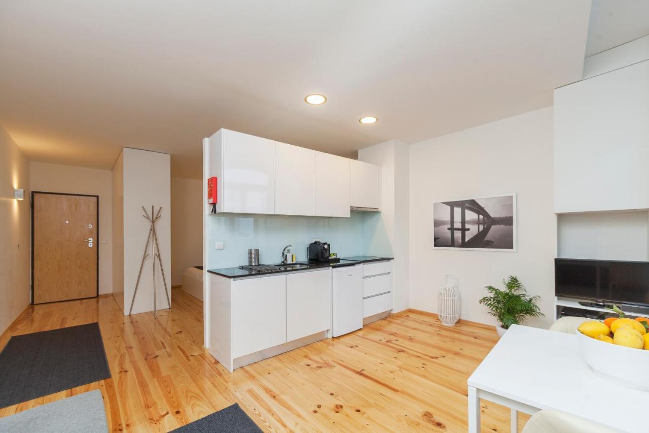Bo - Almada Apartment