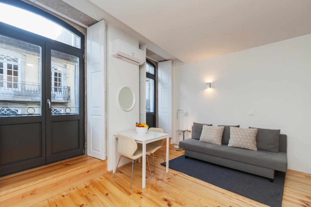 Apartment Bo - Almada